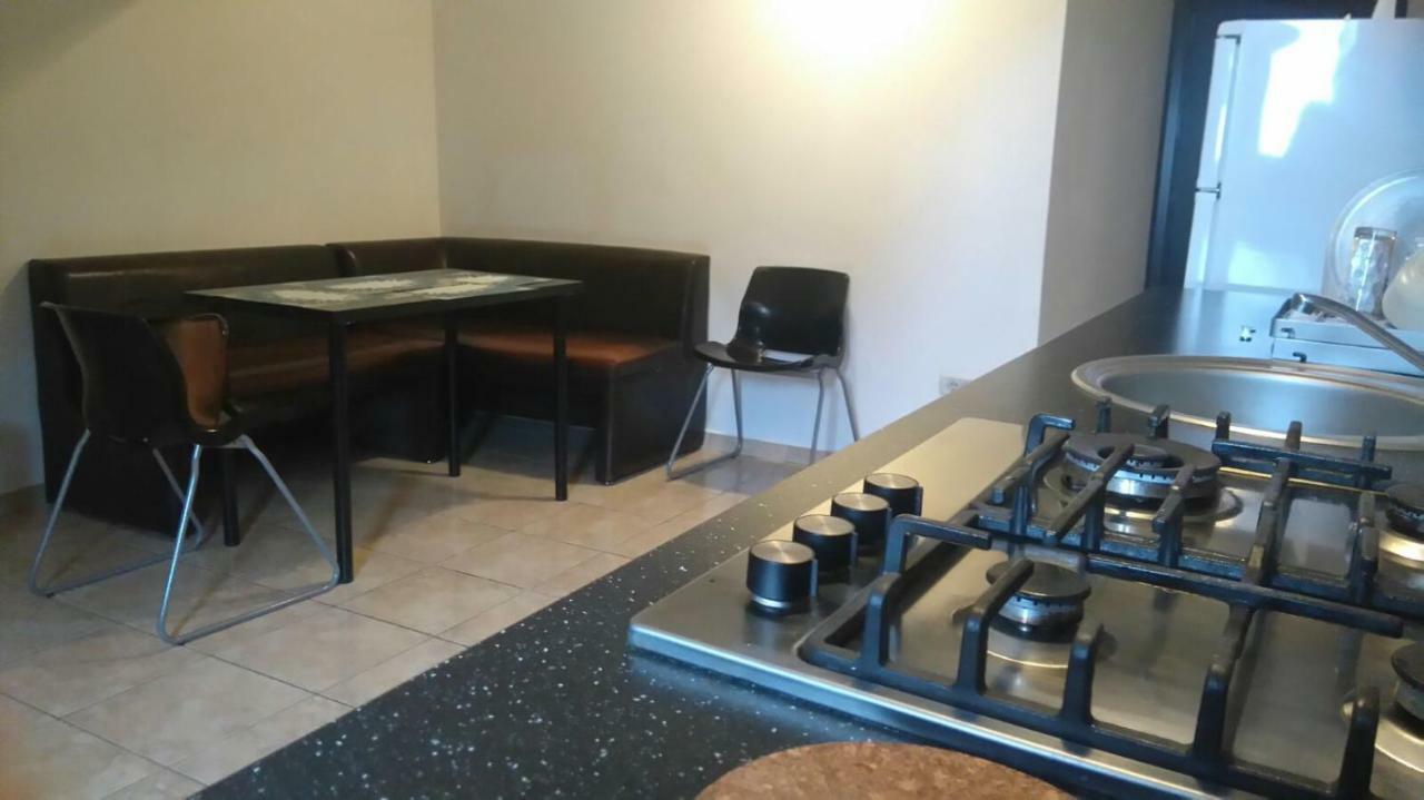 Alexander Apartment Бухарест Экстерьер фото